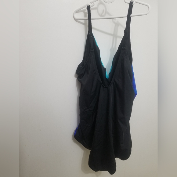 VGUC blue and black swimsuit - Picture 4 of 5